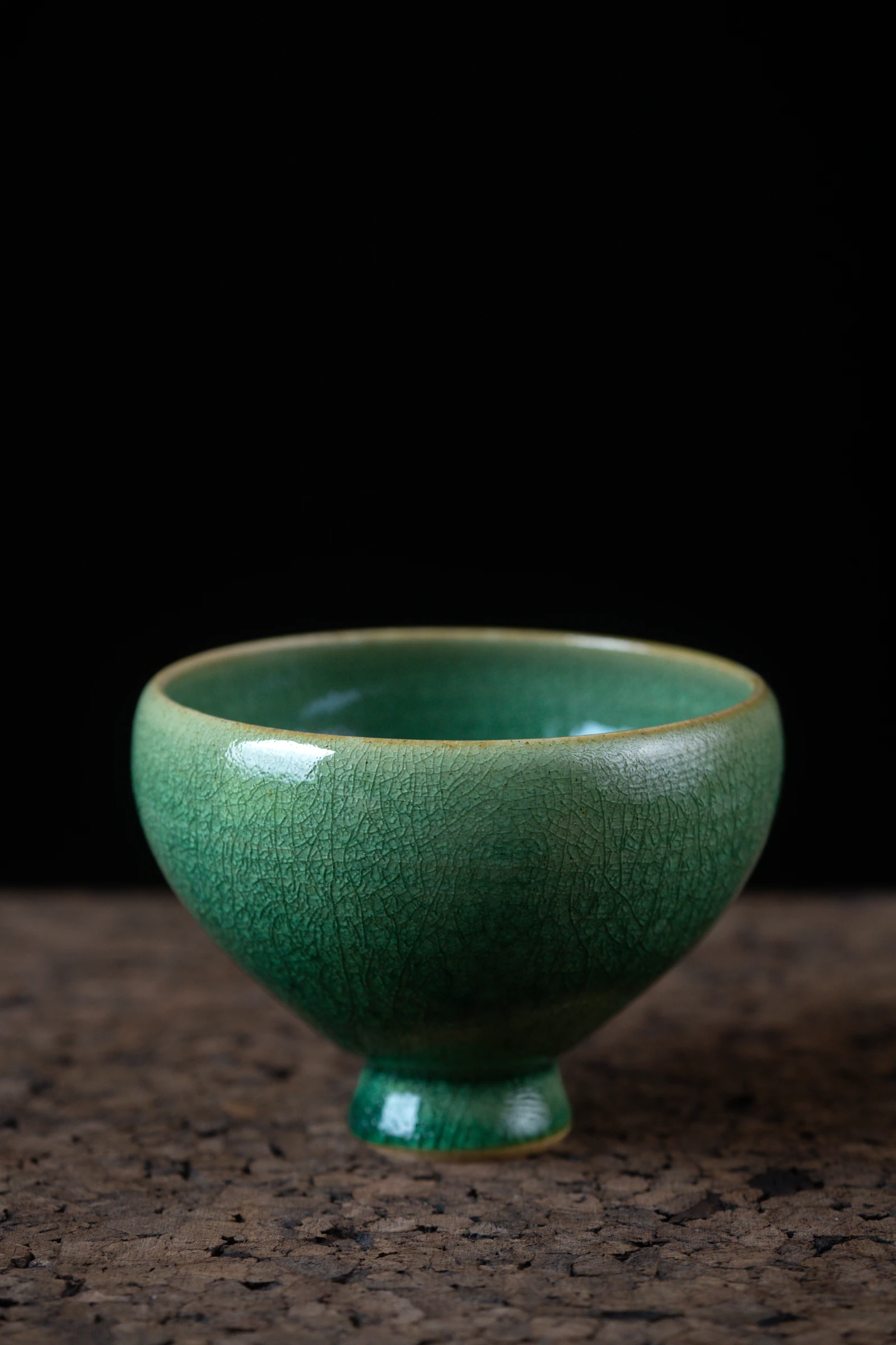 Deep green crackle bowl — stoneware bowl in crackle glaze, photograph 2 of 3